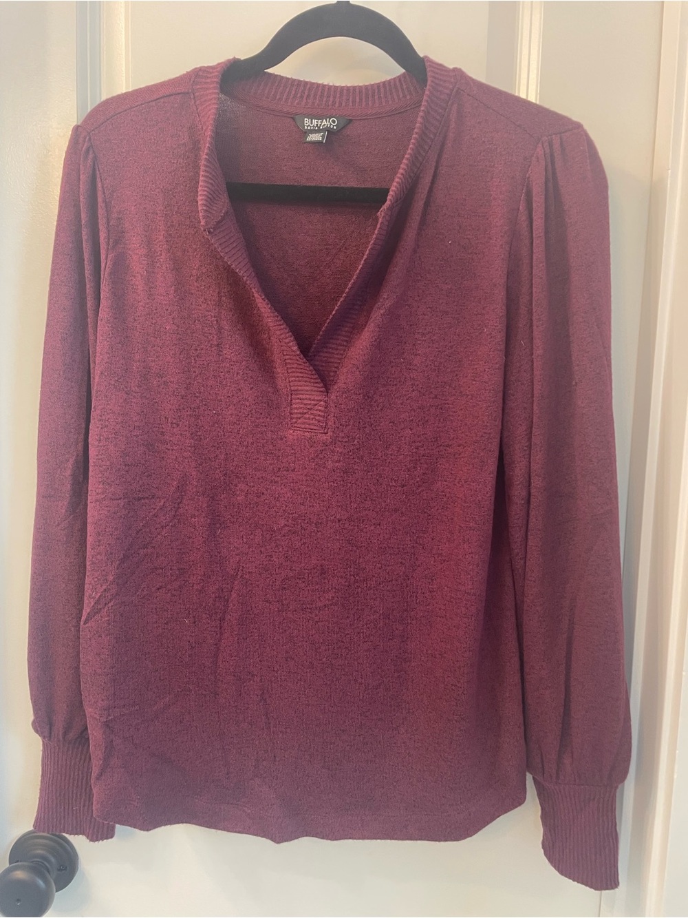 Buffalo David Bitton Women's Burgundy V-Neck Pullover Sweater